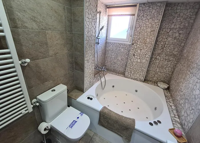 Dos Torres Ribera Play & Relax Con Jacuzzi Y Cine Zaragoza